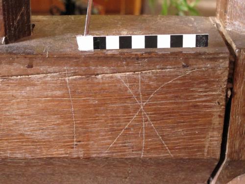 6.  I & asterisk type mark. Possible Christogram. Rood screen.