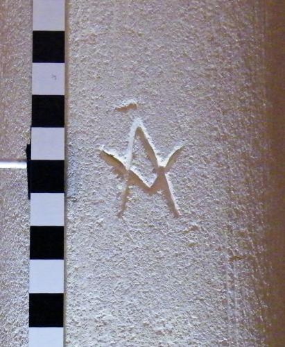 7. Interlocking V & inverted V. North aisle pier.