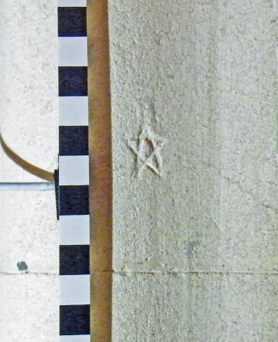 9.  Pentangle. South aisle pier.
